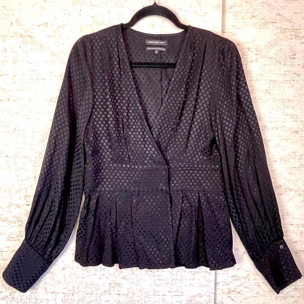 SOMETHING NAVY Classic Black Dot Wrap Peplum Medium Office Modern Special Night